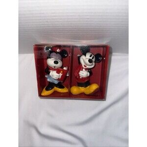 St Nicholas Square Disney Christmas Mickey & Minnie Mouse Salt & Pepper Shakers
